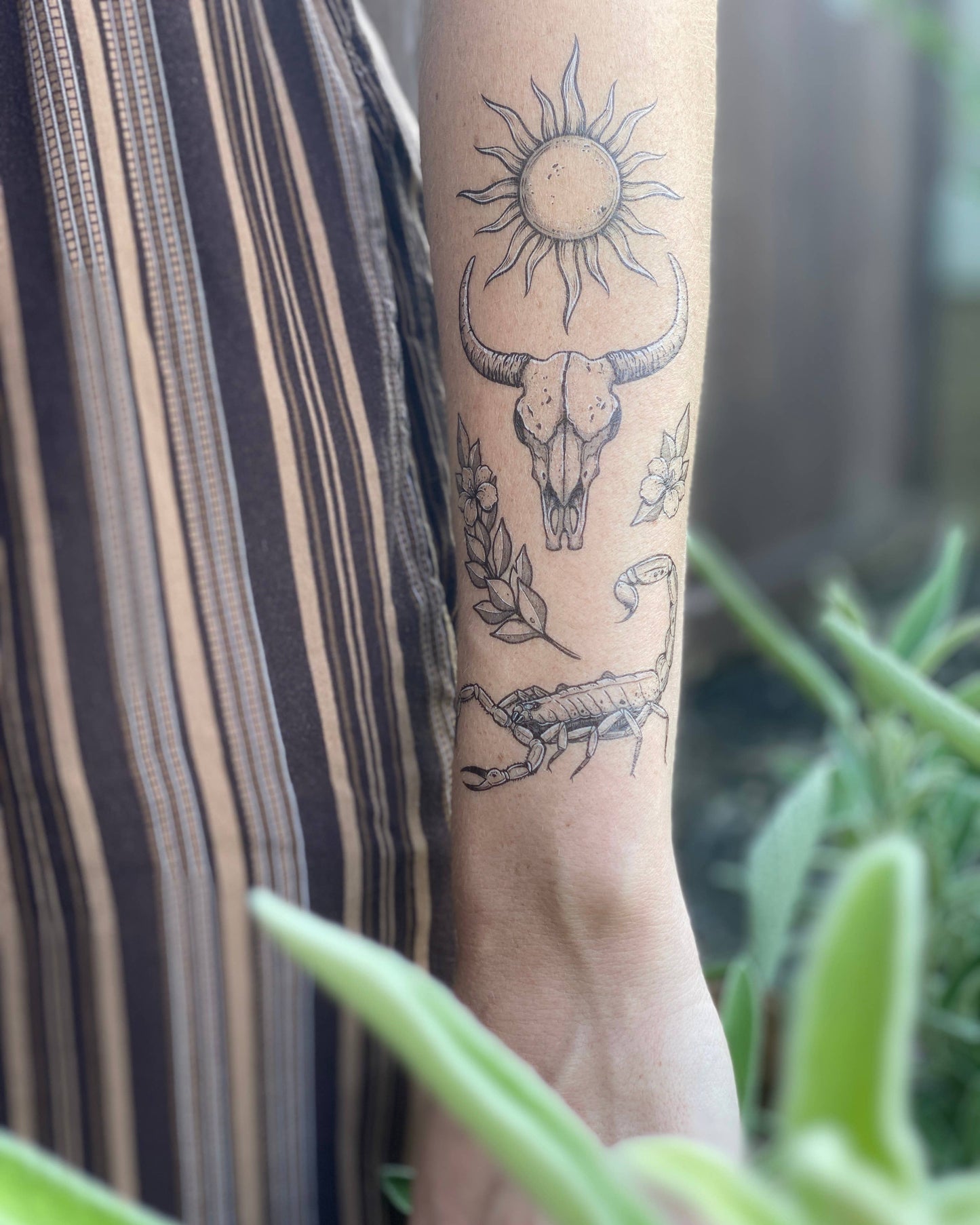 Sunlit South Temporary Tattoo: 1-Pack