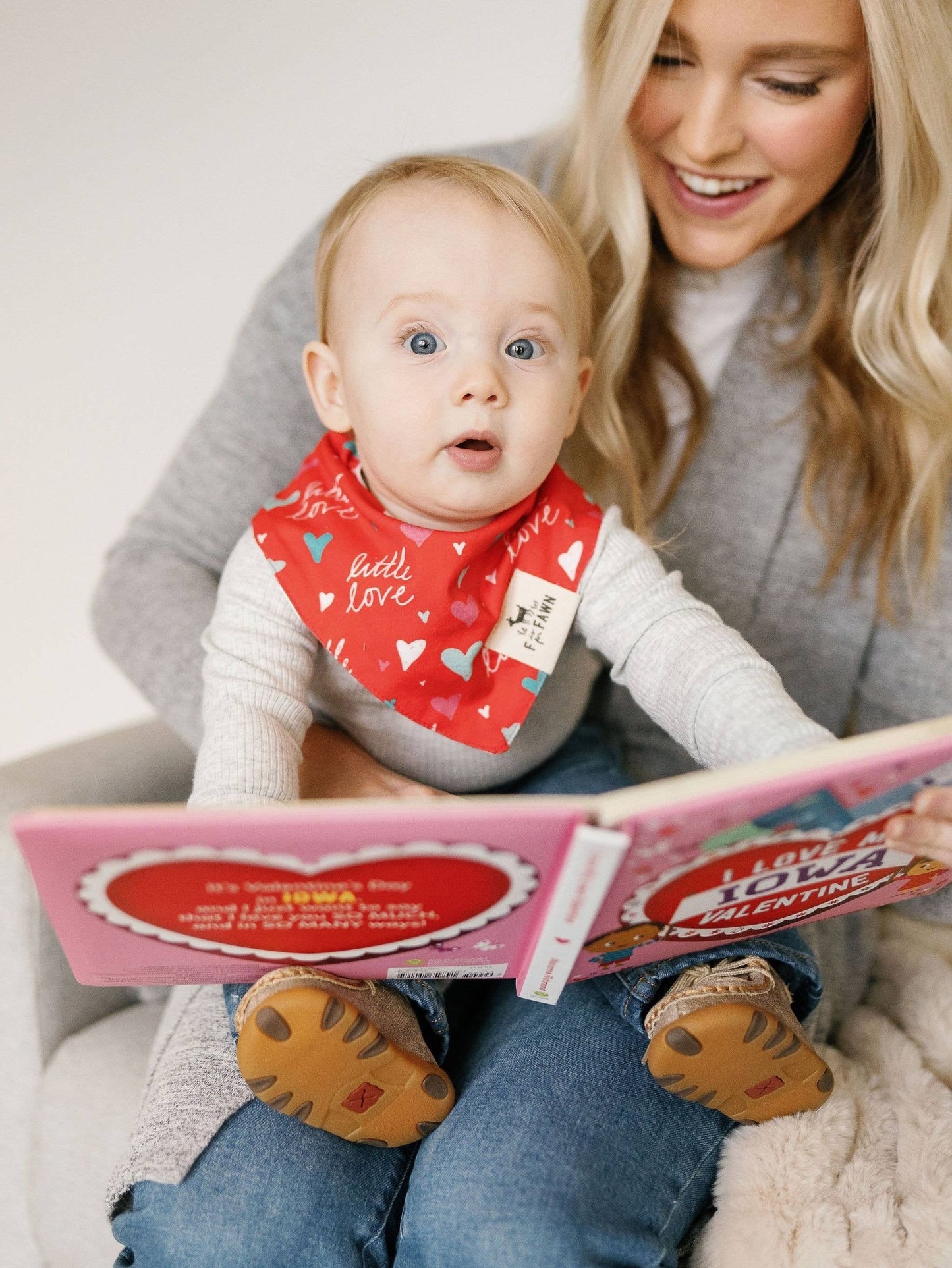 Little Love Bib - vibeboxshop