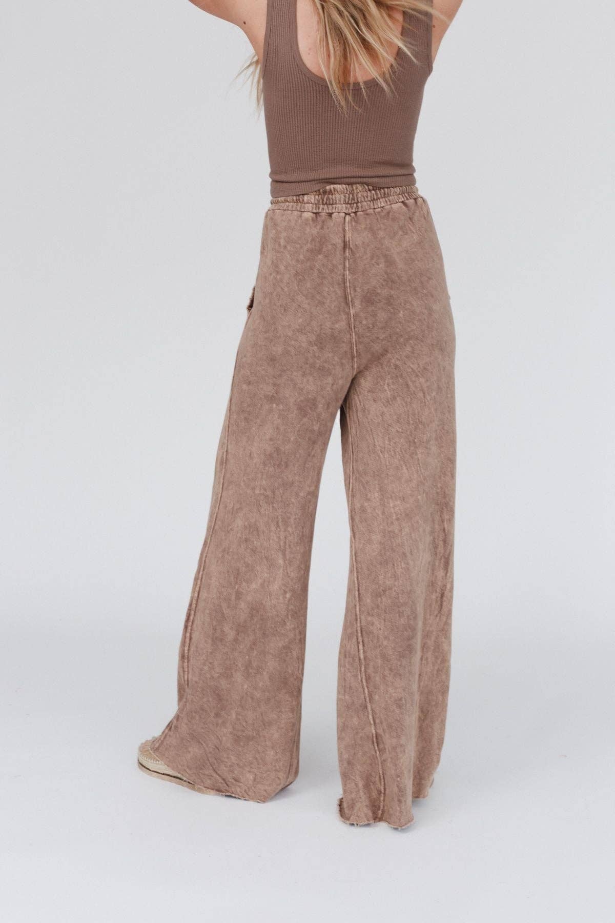 Relaxing Robin Wide Leg Pant - New Mocha - vibeboxshop