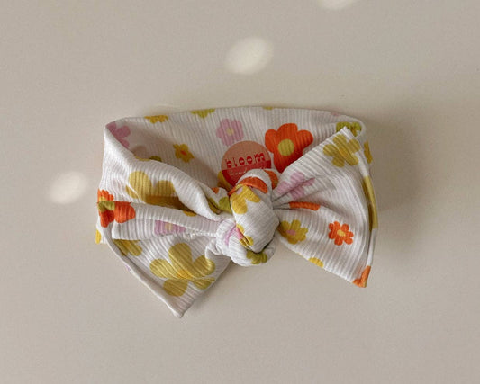 Retro Daisy Floral Tie On Headwrap - vibeboxshop