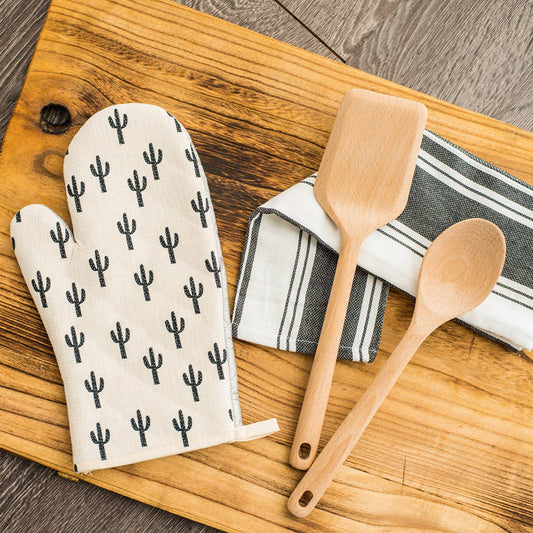 B&W Saguaro Oven Mitt - vibeboxshop