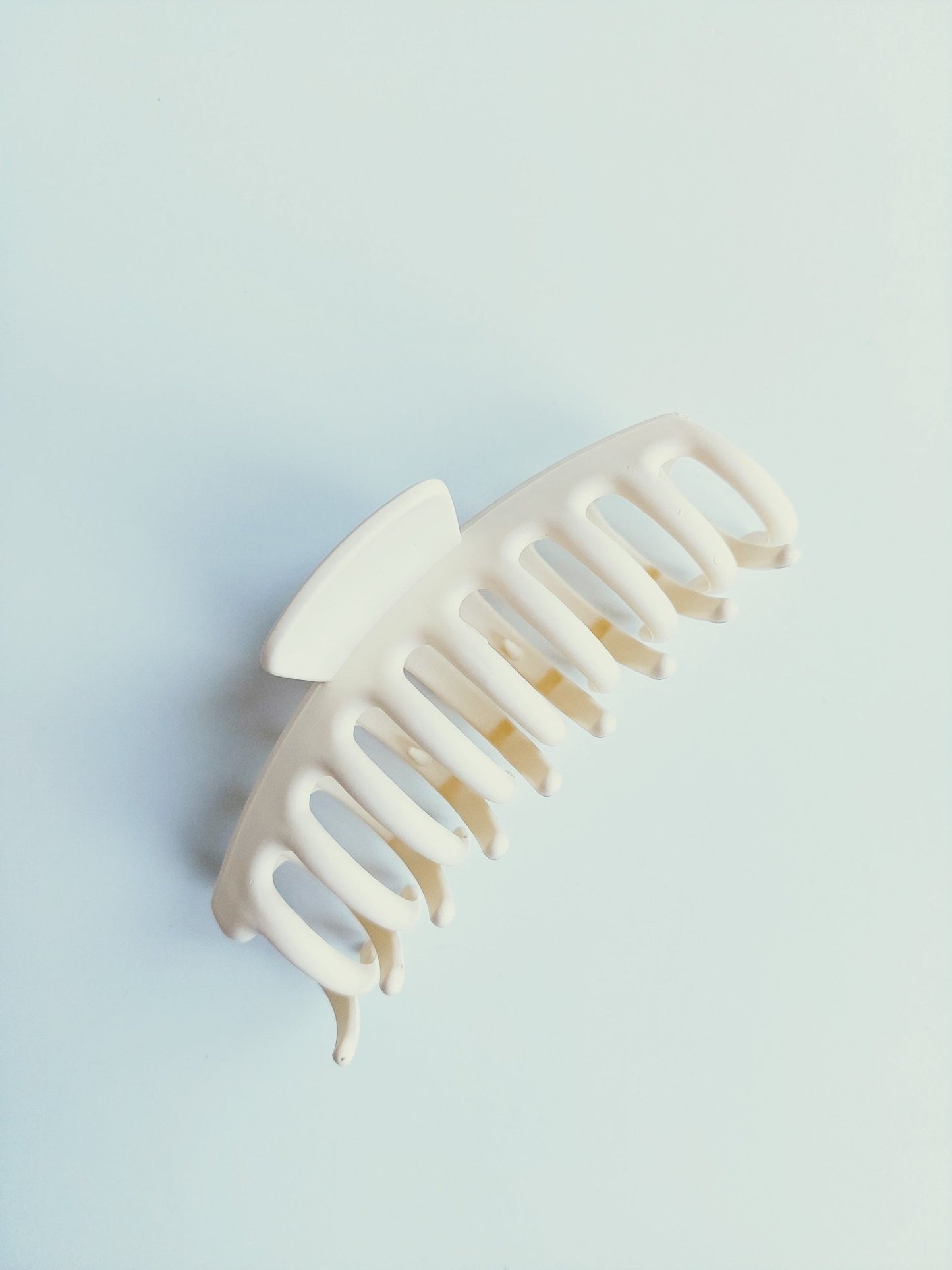 Claw Hair Clip - vibeboxshop