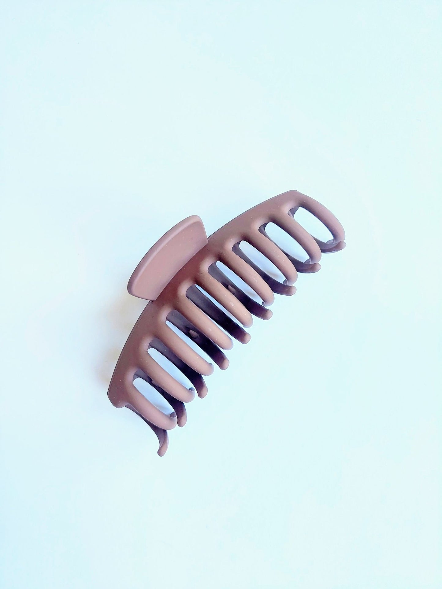 Claw Hair Clip - vibeboxshop