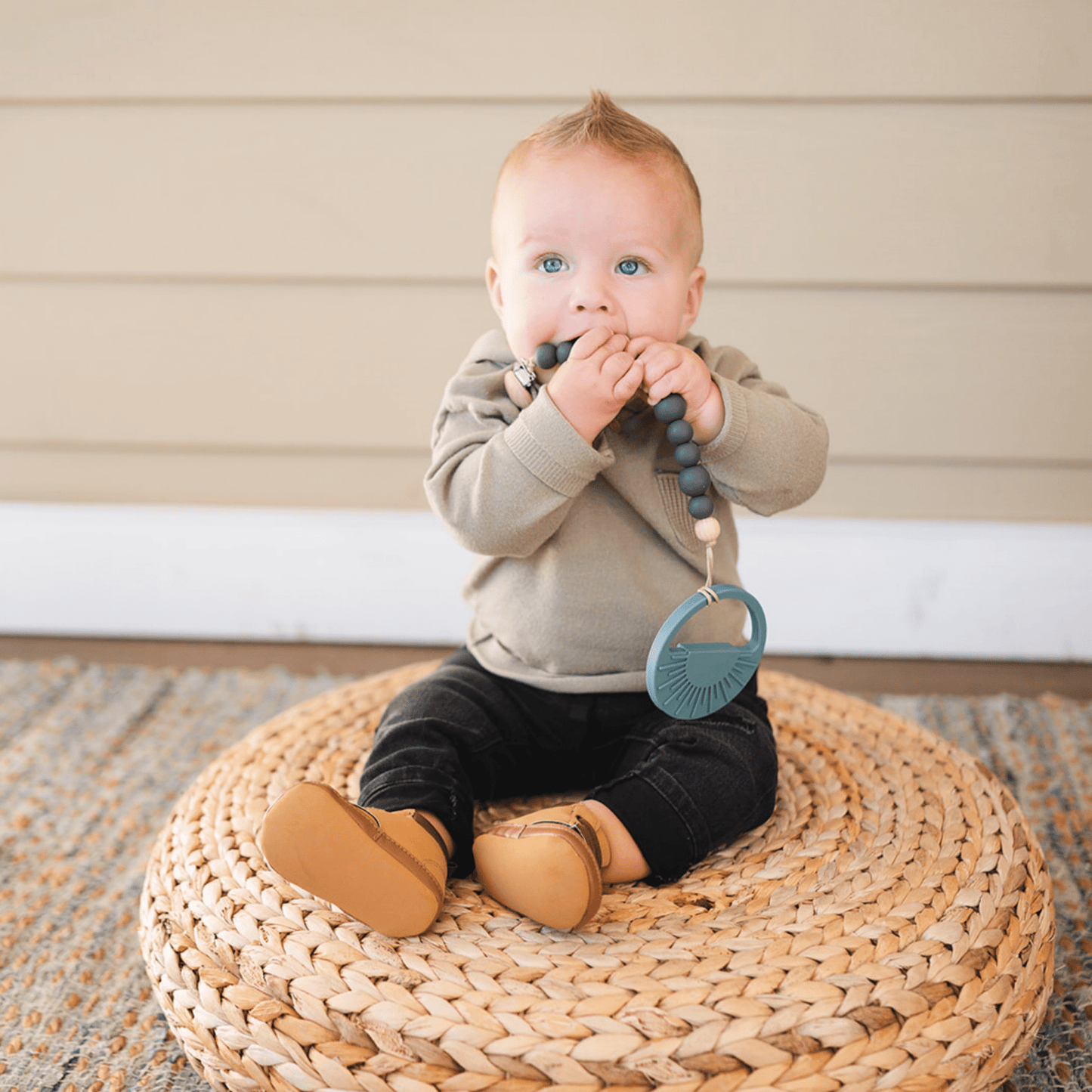 Beaded Wood & Silicone Pacifier Clip - vibeboxshop