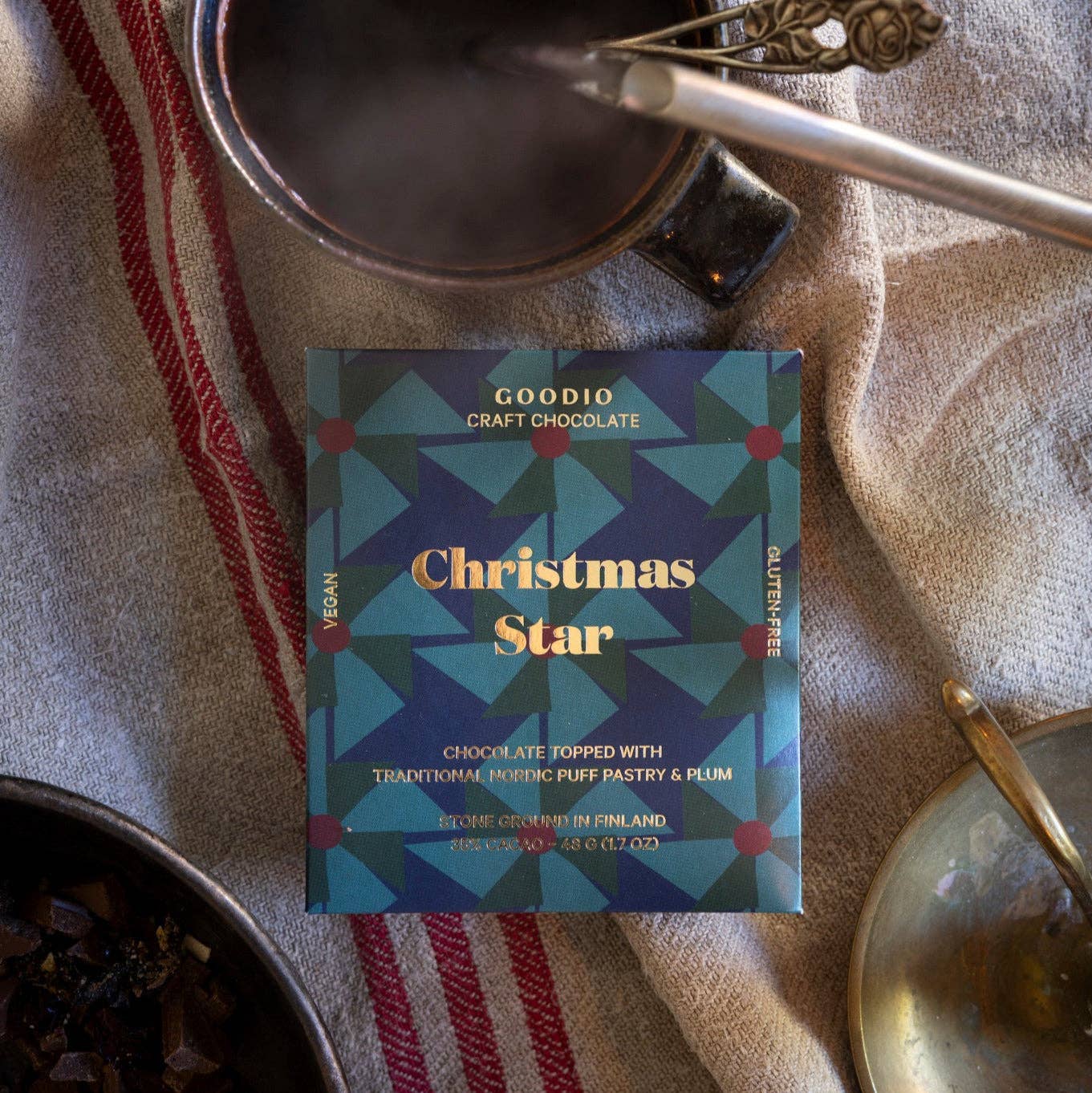 Christmas Star Chocolate 35% - vibeboxshop