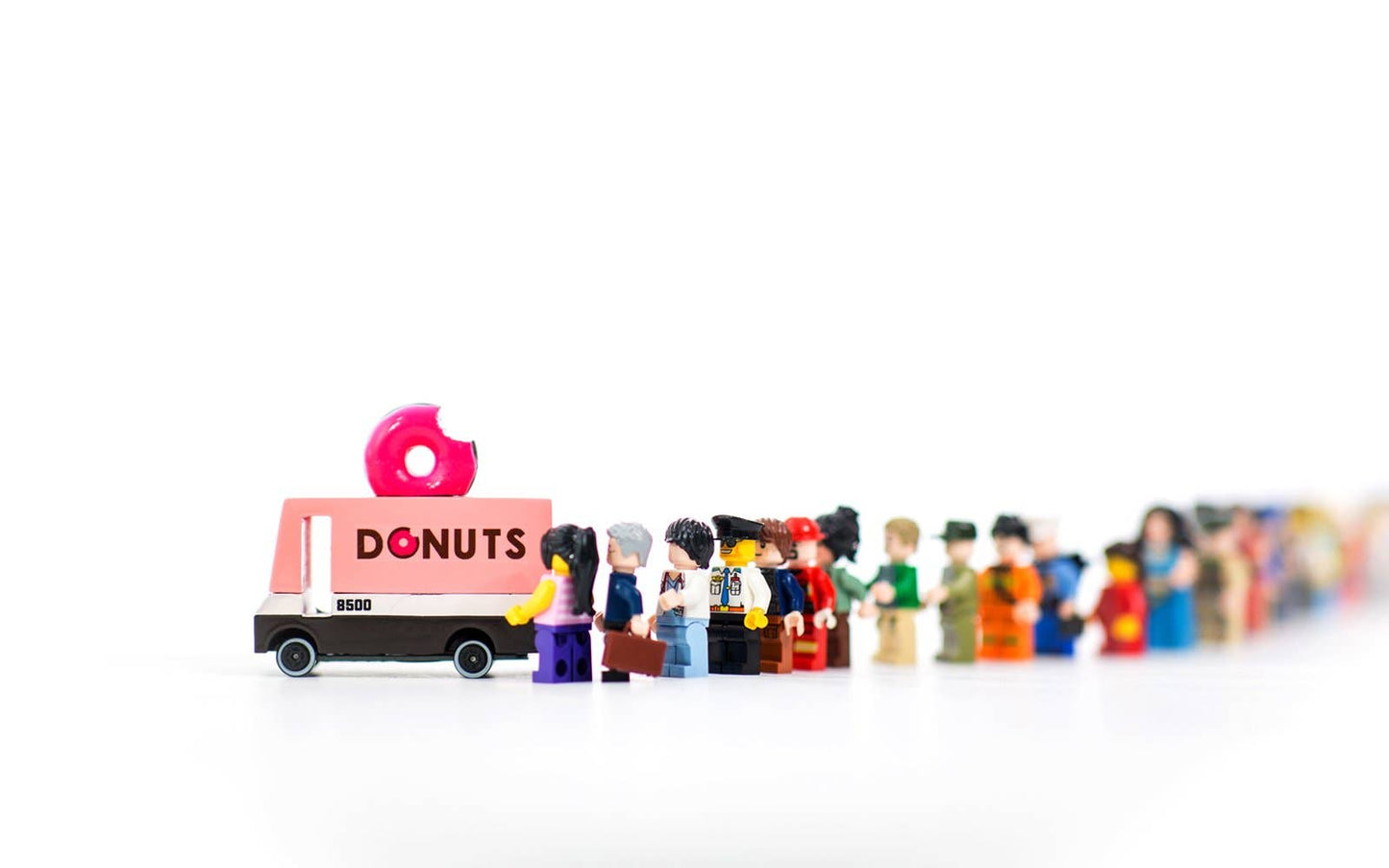 Donut Toy Van - vibeboxshop