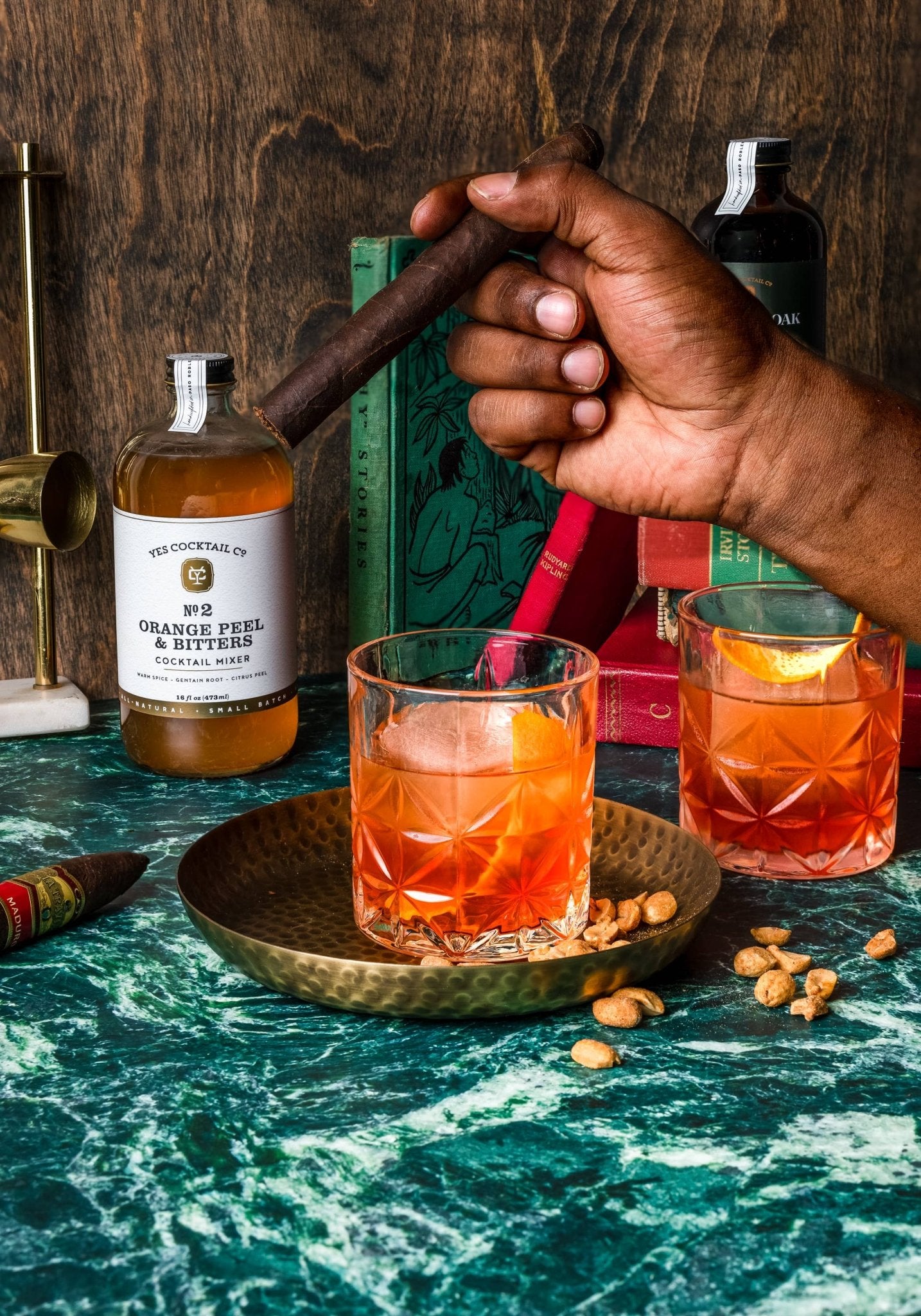 Orange Peel and Bitters Cocktail Mixer - vibeboxshop