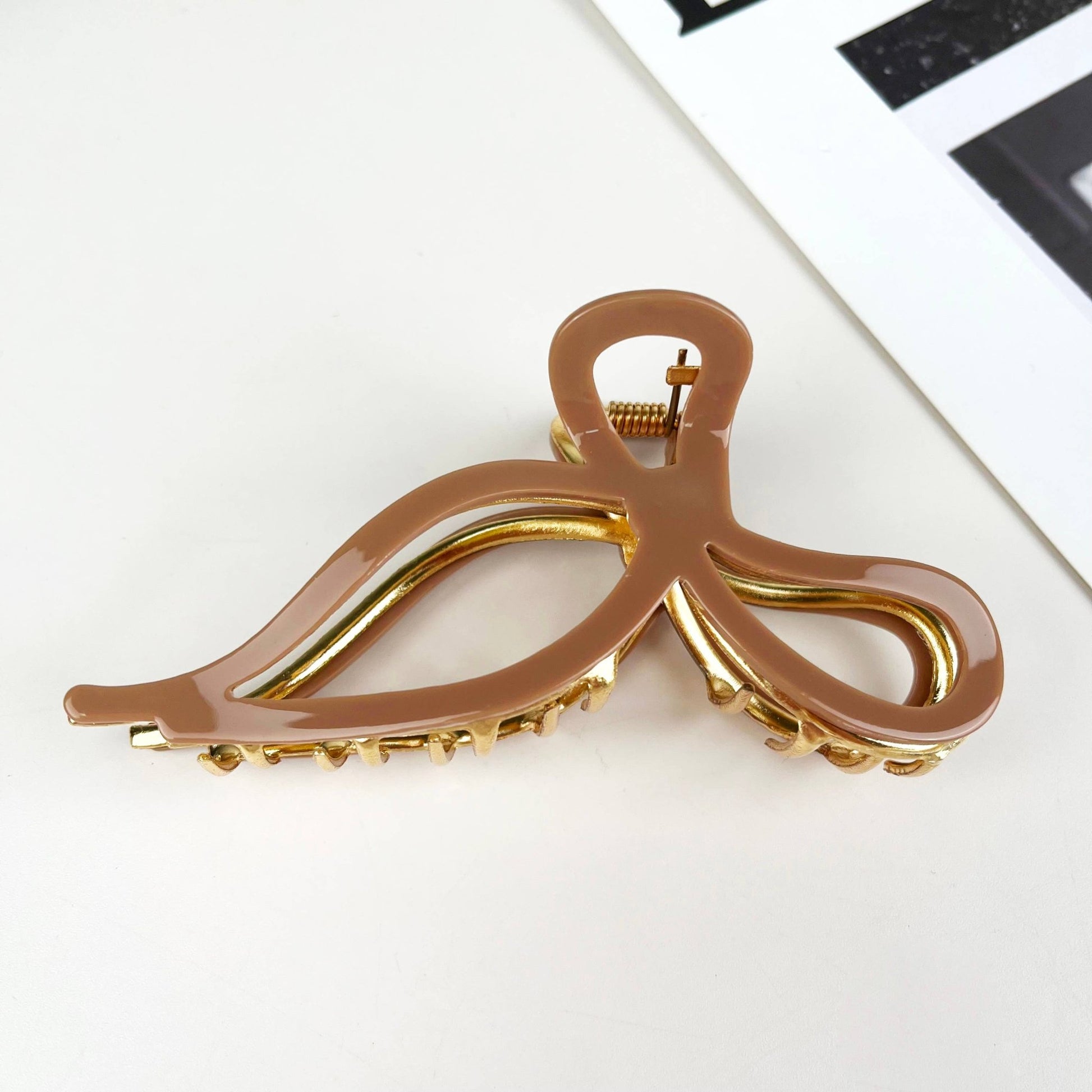 Oversized Neutral Bow Clips - vibeboxshop