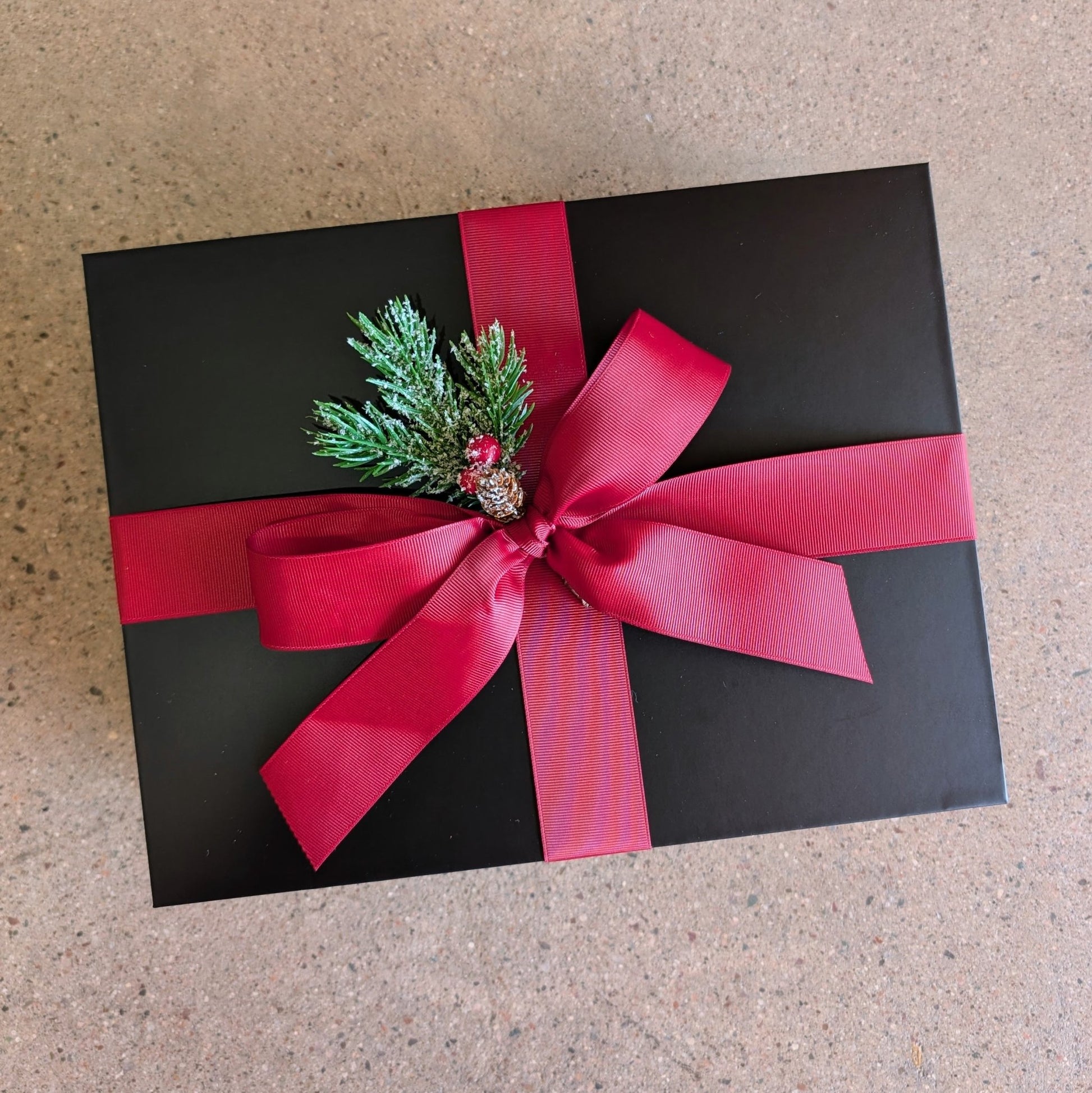 The Holiday Old Fashioned - vibeboxshop