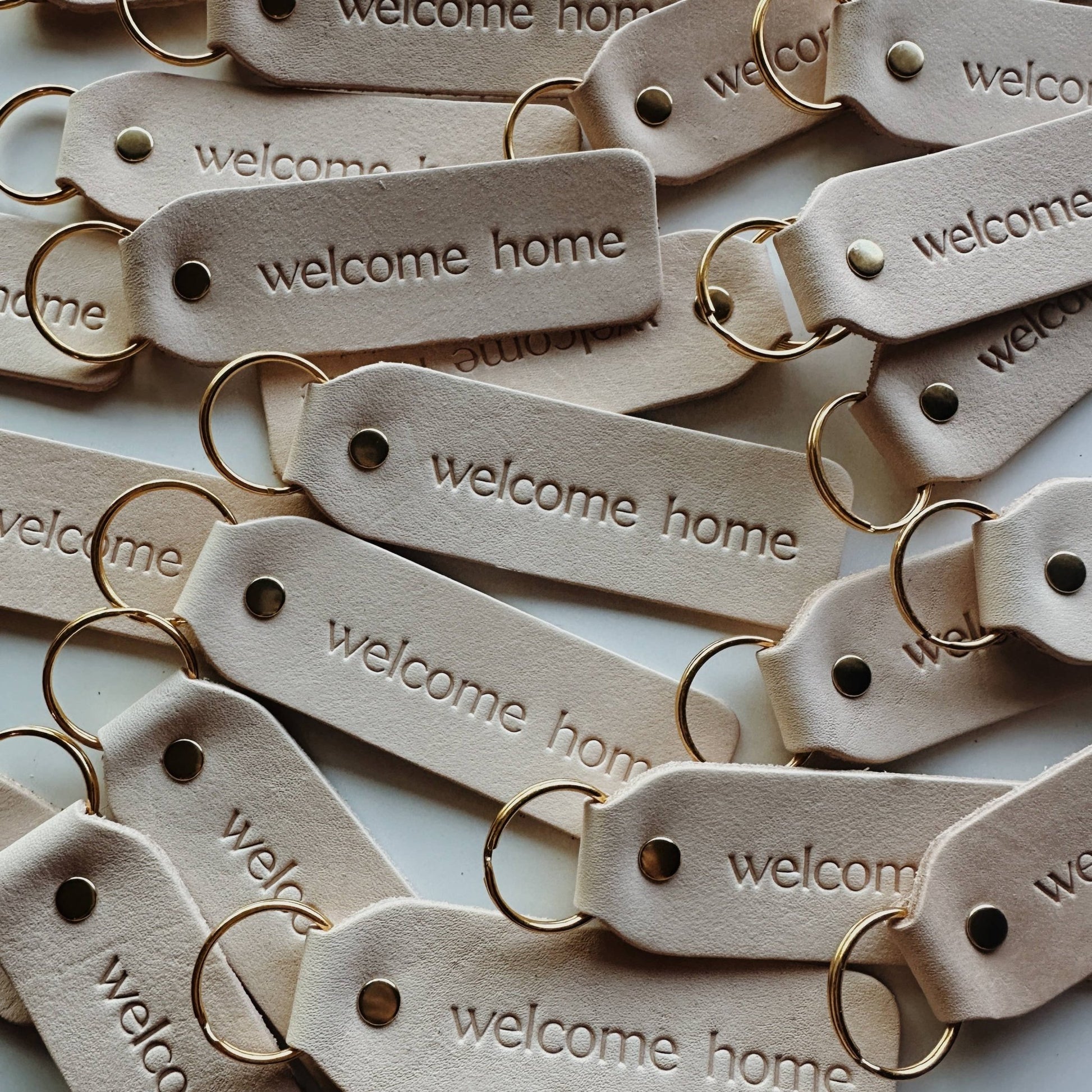 "Welcome Home" Keychain - vibeboxshop