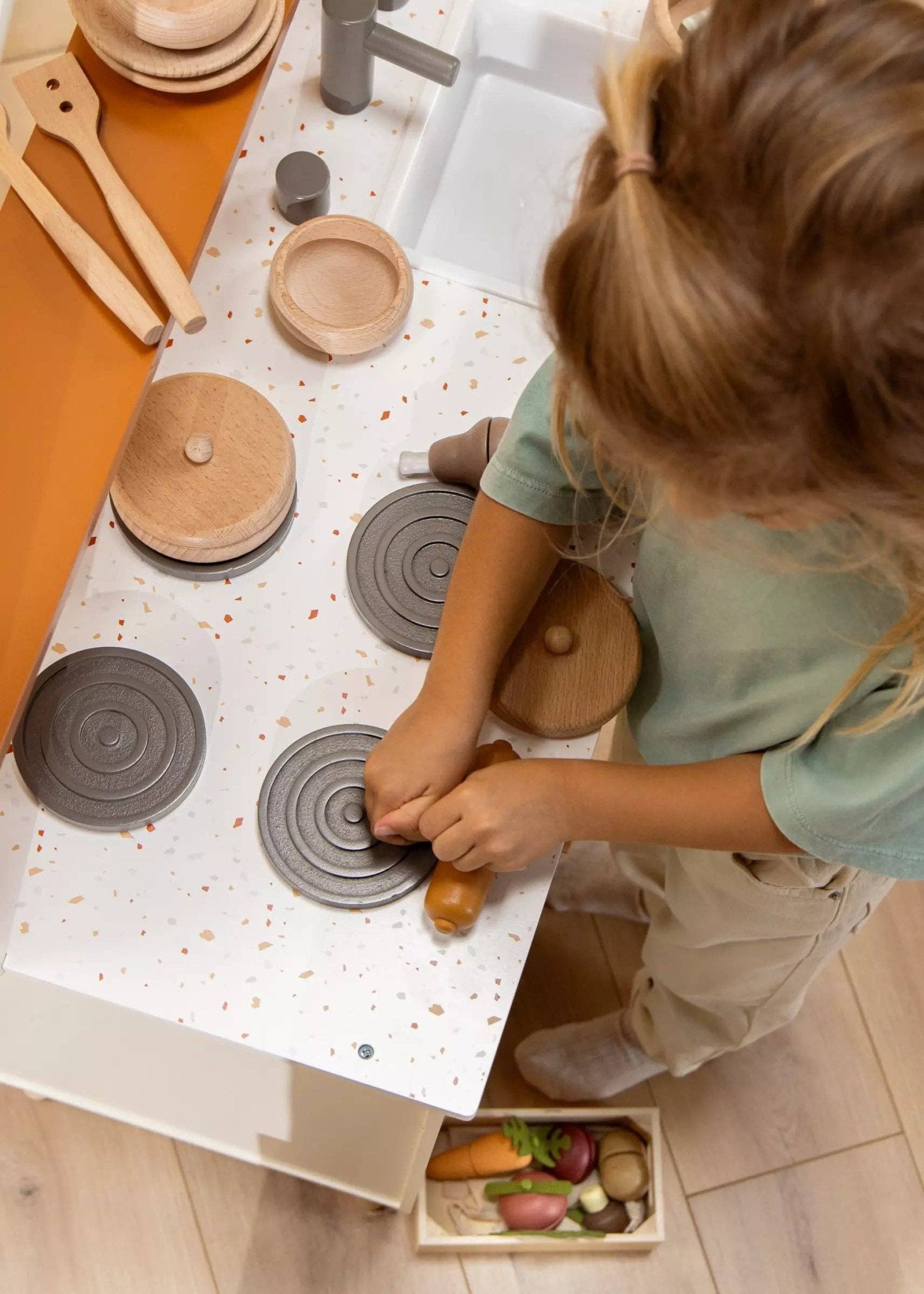 Wooden Play Kitchen - vibeboxshop